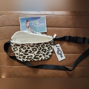 ALOHA Leopard Splash Proof Mini Hip Pack Leopard Print Belt Bag NWT